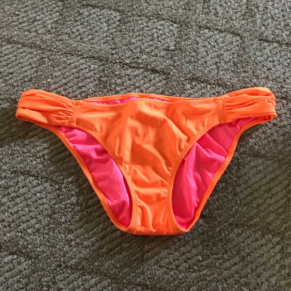 Brand New! Victoria’s Secret Bikini Bottom